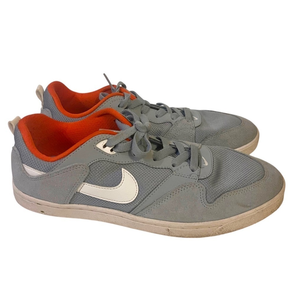 Nike SB Alleyoop Suede Sneakers - Picture 3 of 7